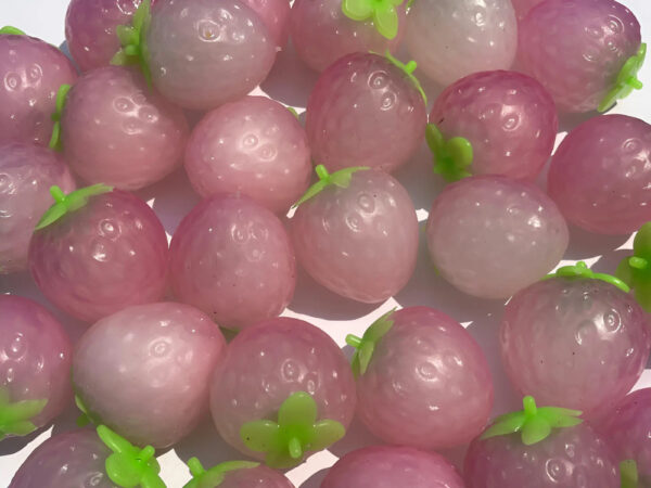 Fresas Magicas Cambian De Color 100 Capsulas 2 Vending