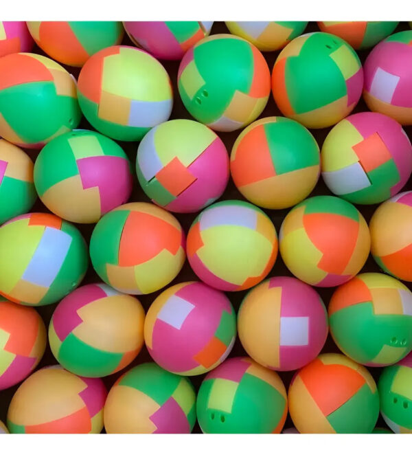 300 Pelotas 2 Pulgadas Armable Vending